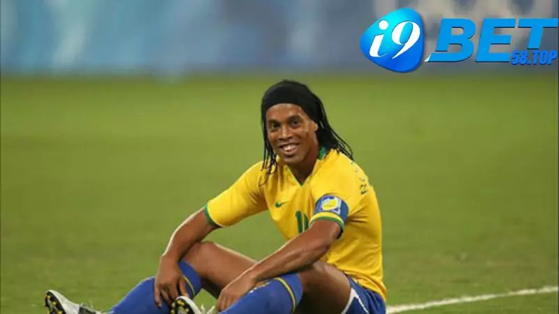 Con đường bắt đầu của Ronaldinho