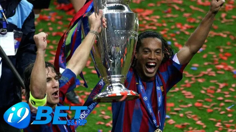 Giới thiệu về cầu thủ Ronaldinho